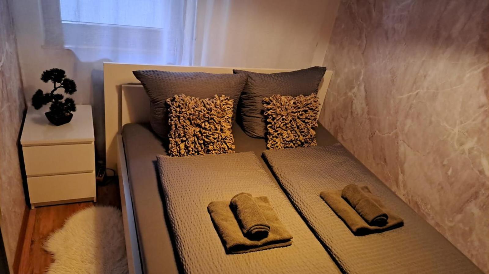 Viktor Apartment Titisee-Neustadt Bagian luar foto